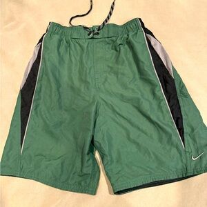 Small men’s Nike running shorts. Good condition.